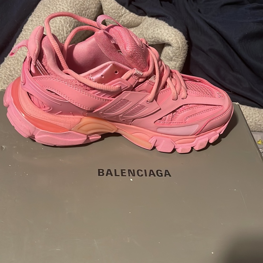 Brand New - Picture 2 of 6